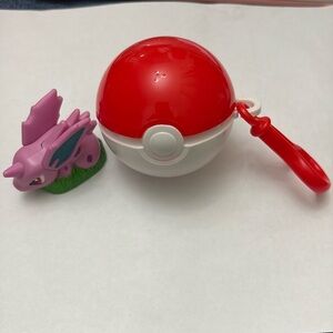 1999 Burger King Pokemon #32 Nidoran with Pokeball